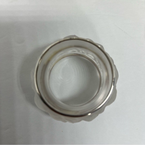 8 William Adams Frosted Rose Crystal Napkin Rings Silver-Plated,Bridal Luncheon - Picture 5 of 5